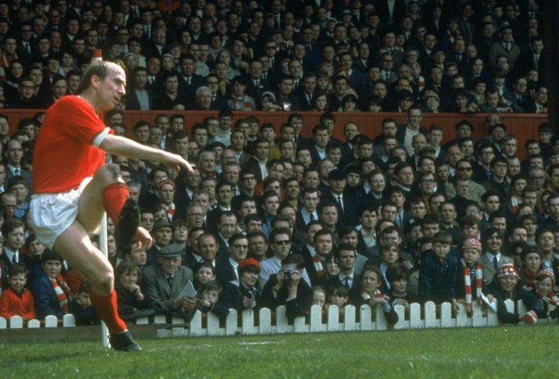<a href='https://www.sportskeeda.com/player/bobby-charlton' target='_blank' rel='noopener noreferrer'>Bobby Charlton</a> of Manchester United
